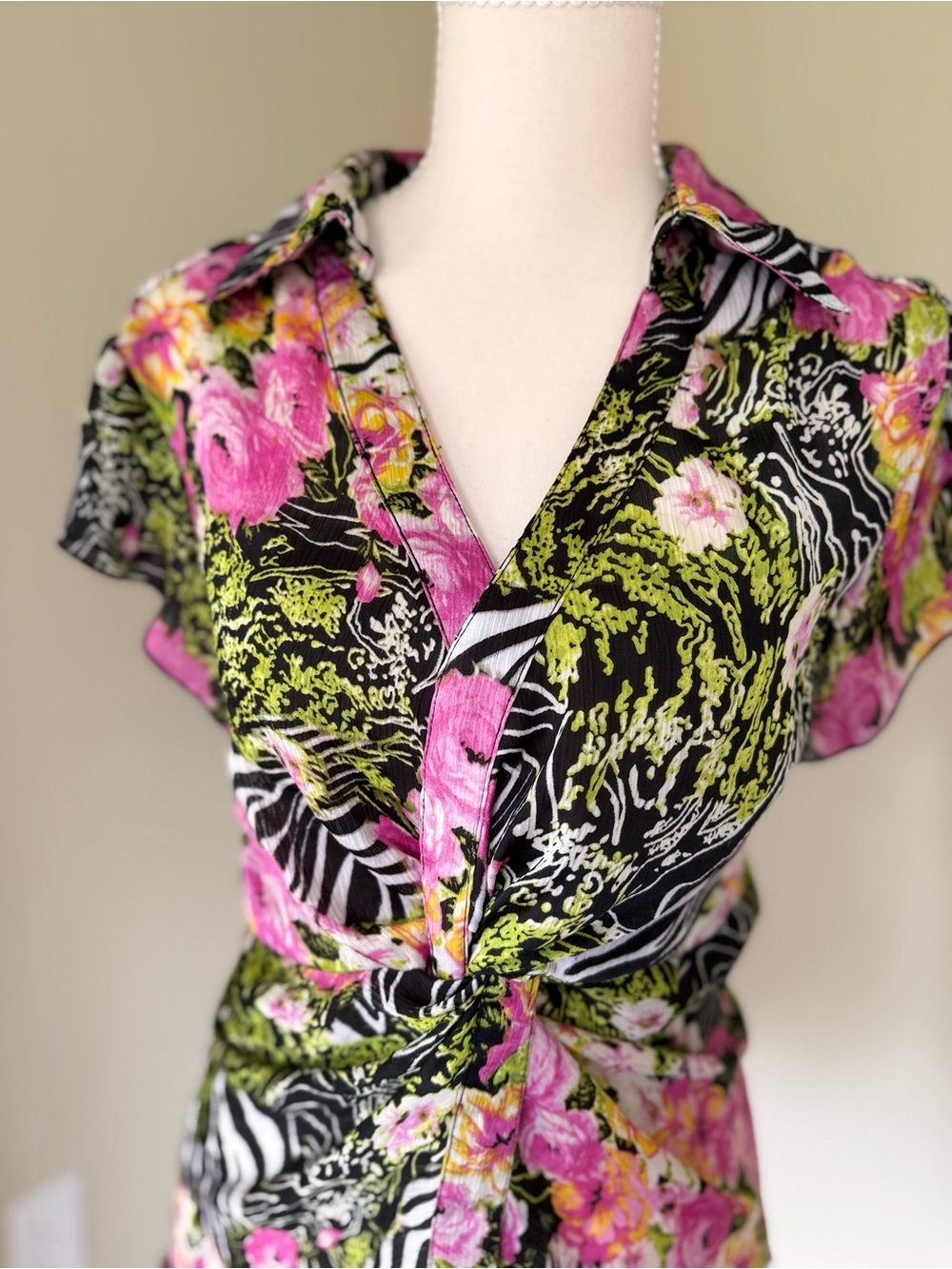 Vintage Floral & Zebra Twist-Front Short Sleeve Blouse Top Black Pink Green Y2K